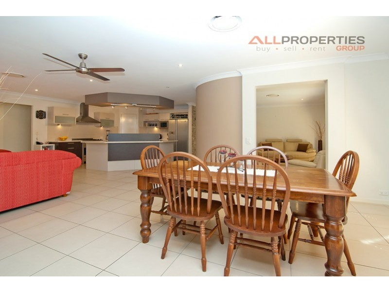 19 Paperbark Crescent, Heathwood QLD 4110