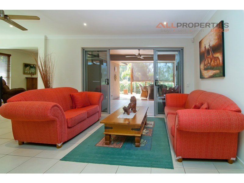 19 Paperbark Crescent, Heathwood QLD 4110