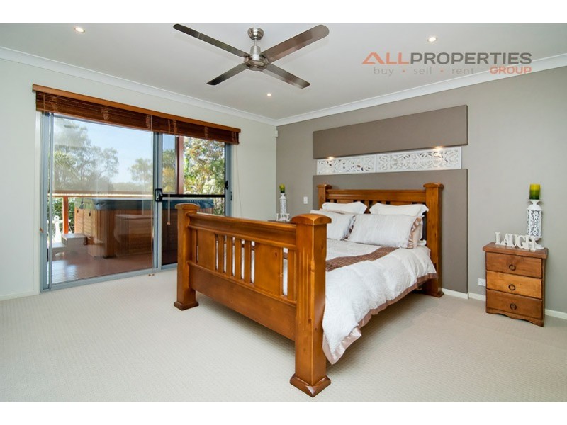 19 Paperbark Crescent, Heathwood QLD 4110