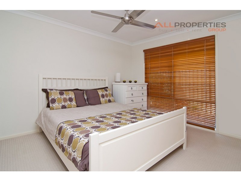 19 Paperbark Crescent, Heathwood QLD 4110