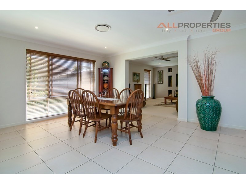 19 Paperbark Crescent, Heathwood QLD 4110