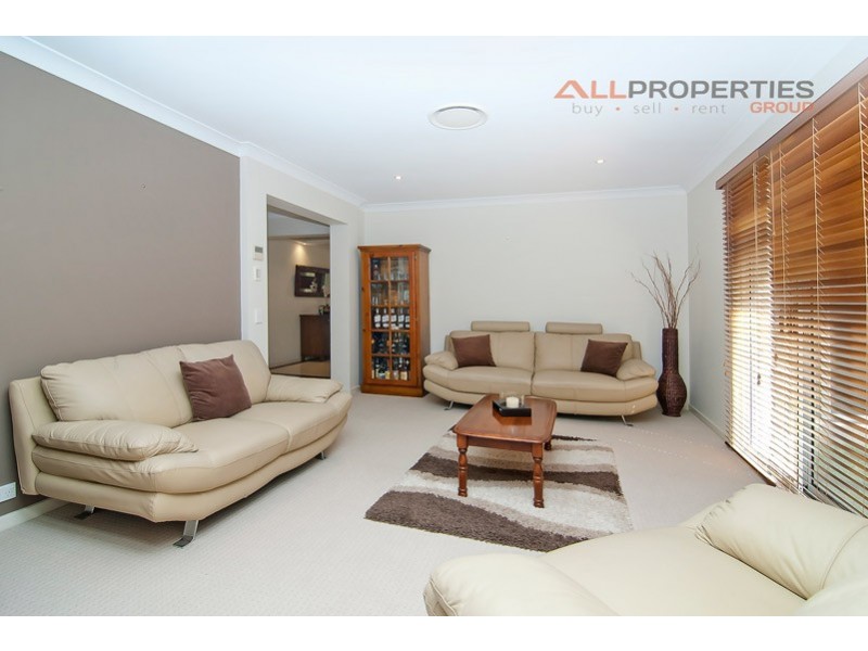 19 Paperbark Crescent, Heathwood QLD 4110