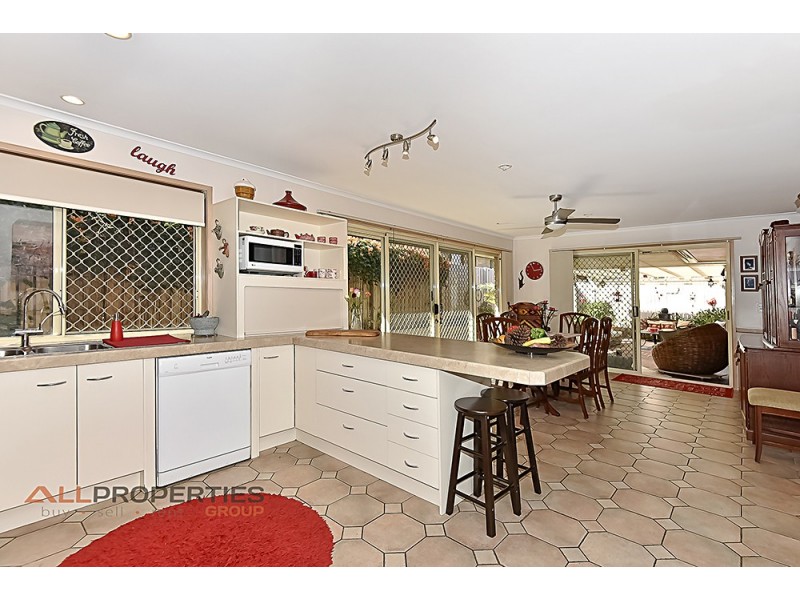 37 Mahogany Place, Forest Lake QLD 4078