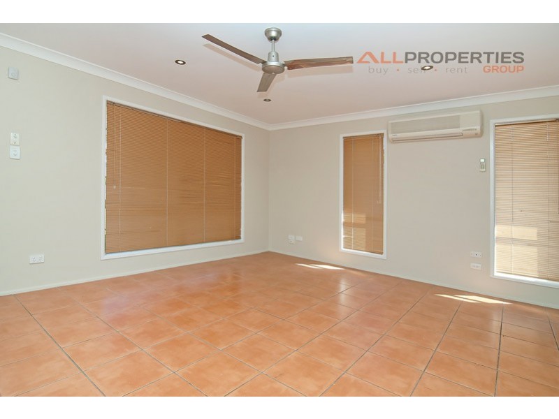 184 Vansittart Rd, Regents Park QLD 4118