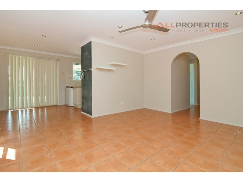 184 Vansittart Rd, Regents Park QLD 4118