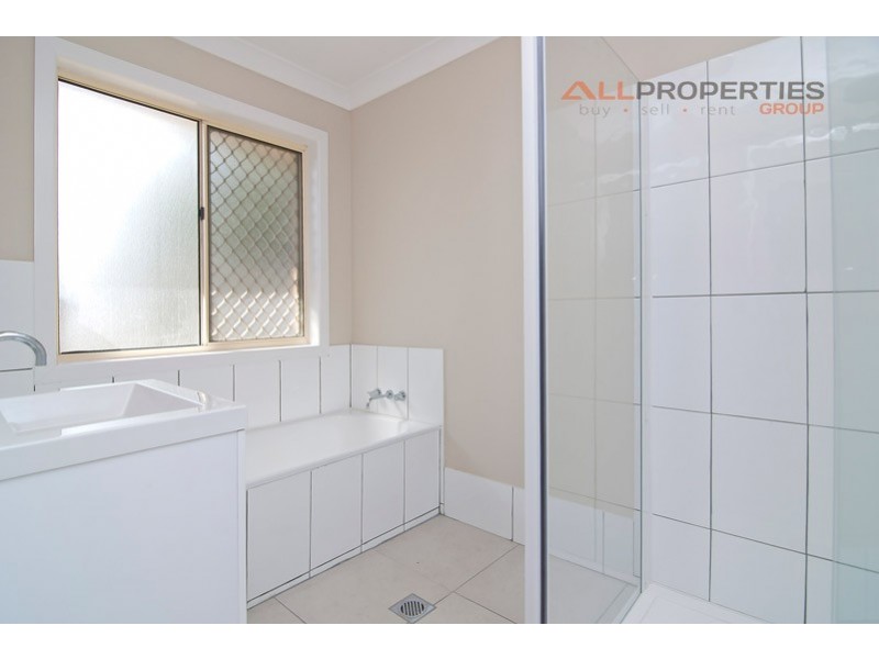 184 Vansittart Rd, Regents Park QLD 4118