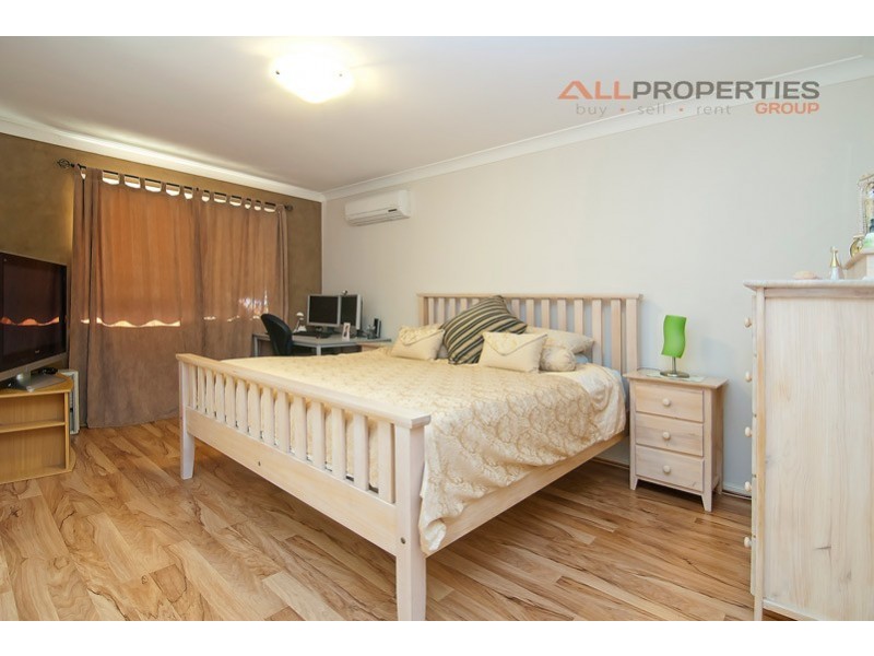 21 Booloumba Crescent, Forest Lake QLD 4078