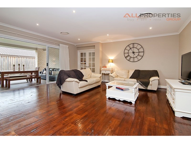 59 Casuarina Cct, Heathwood QLD 4110