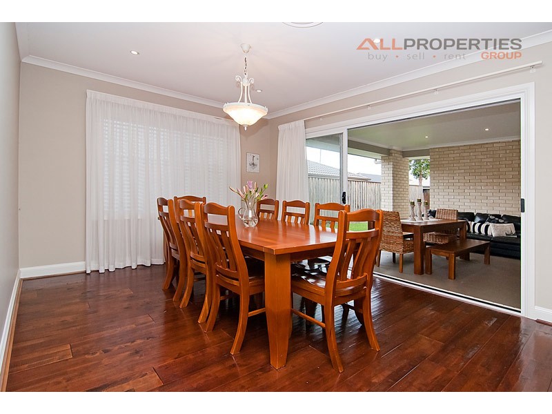 59 Casuarina Cct, Heathwood QLD 4110