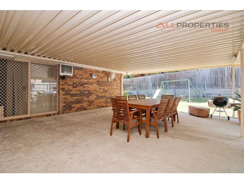 10 Noble Court, Regents Park QLD 4118