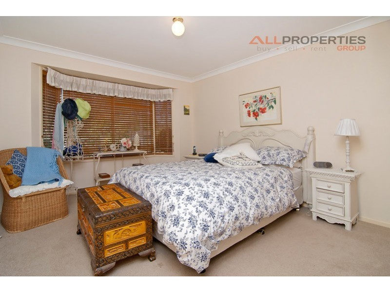 9 Ornata Place, Forest Lake QLD 4078