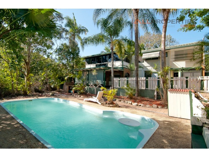 155 Springwood Rd, Springwood QLD 4127