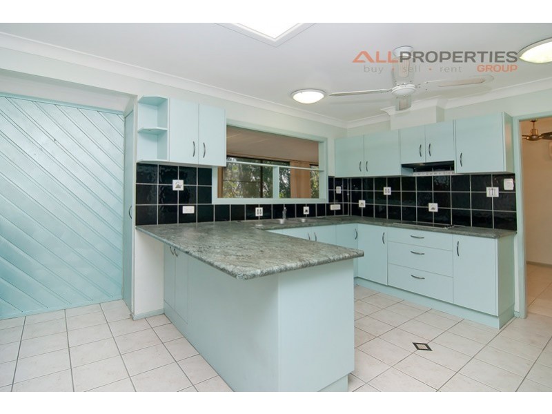 155 Springwood Rd, Springwood QLD 4127