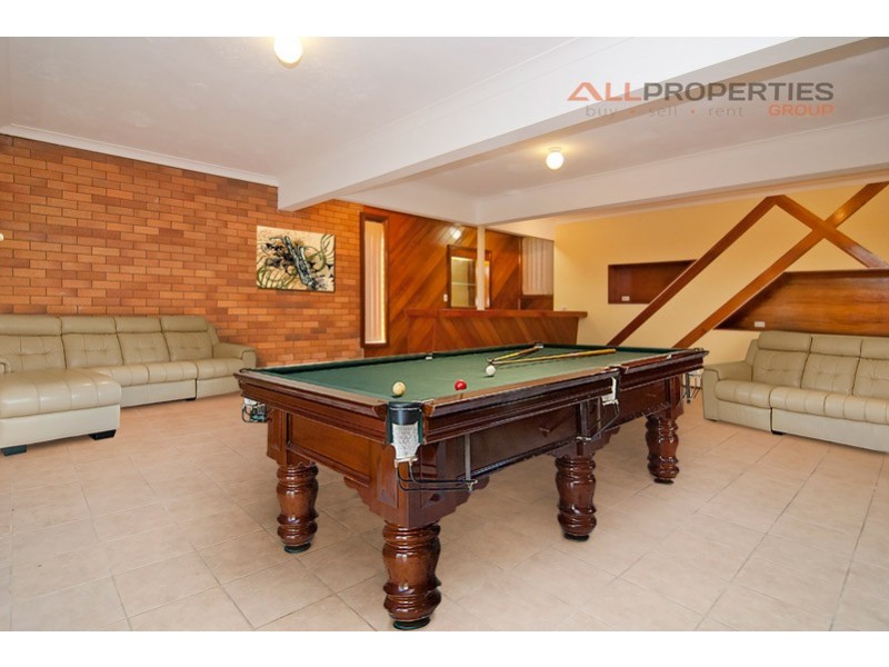 155 Springwood Rd, Springwood QLD 4127