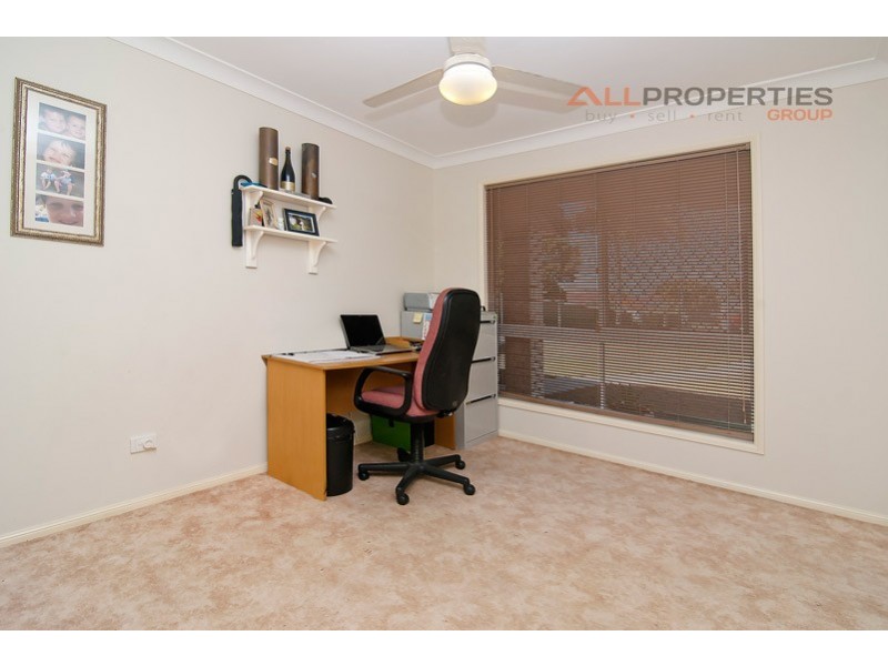 29 STRINGYBARK STREET, Regents Park QLD 4118