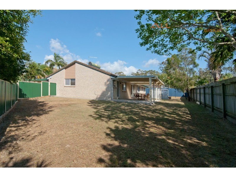 29 STRINGYBARK STREET, Regents Park QLD 4118