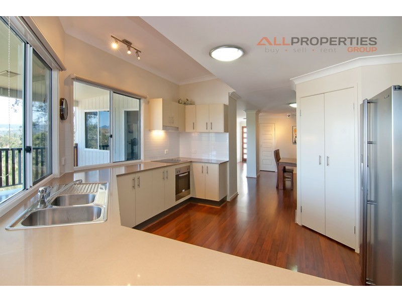 49 Francis Close, Kooralbyn QLD 4285