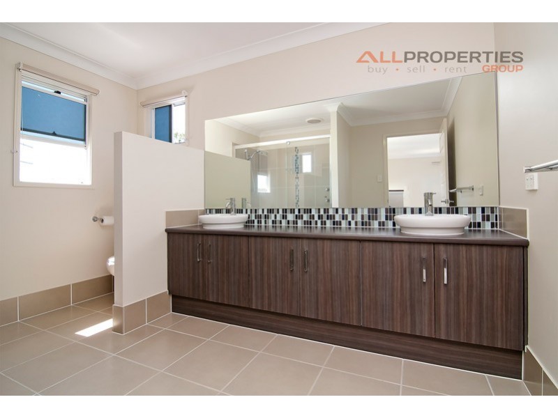 49 Francis Close, Kooralbyn QLD 4285