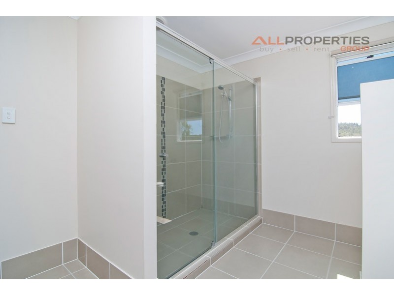 49 Francis Close, Kooralbyn QLD 4285