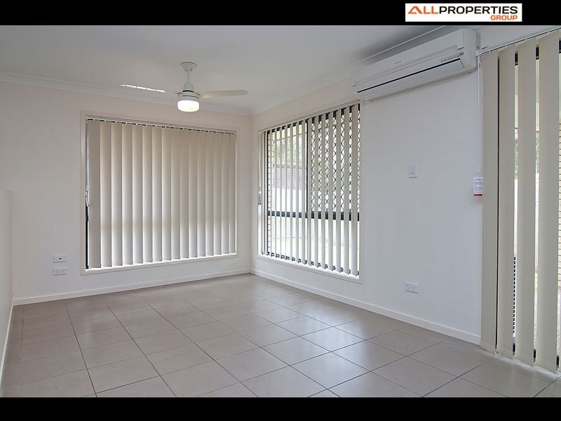 16 BARRY STREET, Boronia Heights QLD 4124