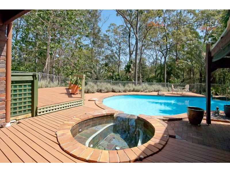 121 Forestdale Drive, Forestdale QLD 4118