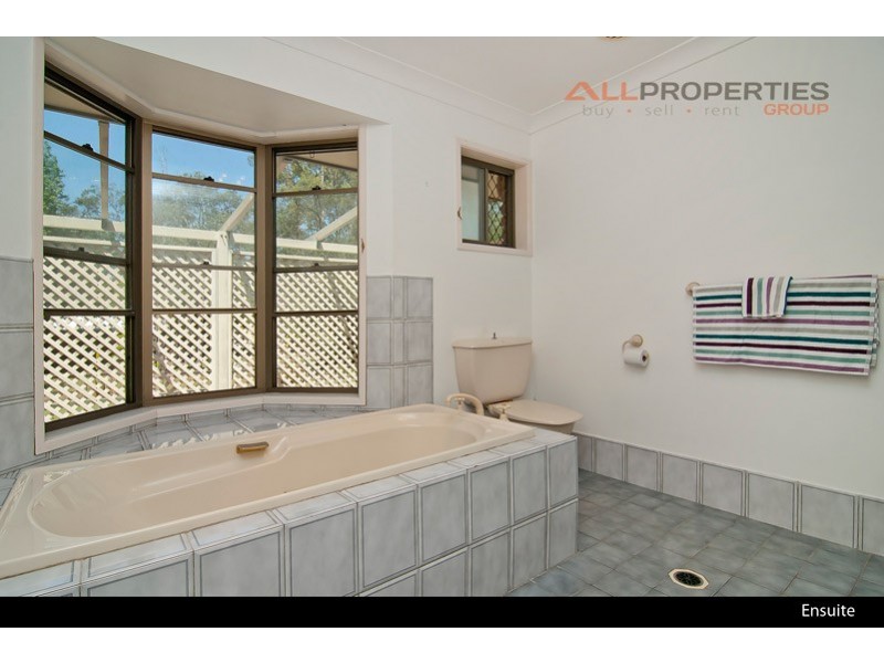 29 Broadsword Court, Forestdale QLD 4118