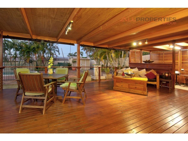 24 HYDRABAD STREET, Regents Park QLD 4118