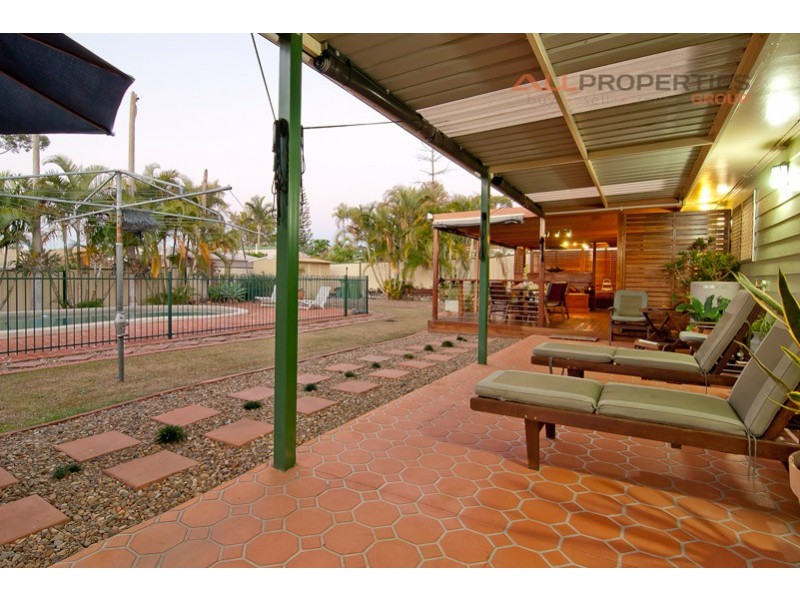 24 HYDRABAD STREET, Regents Park QLD 4118