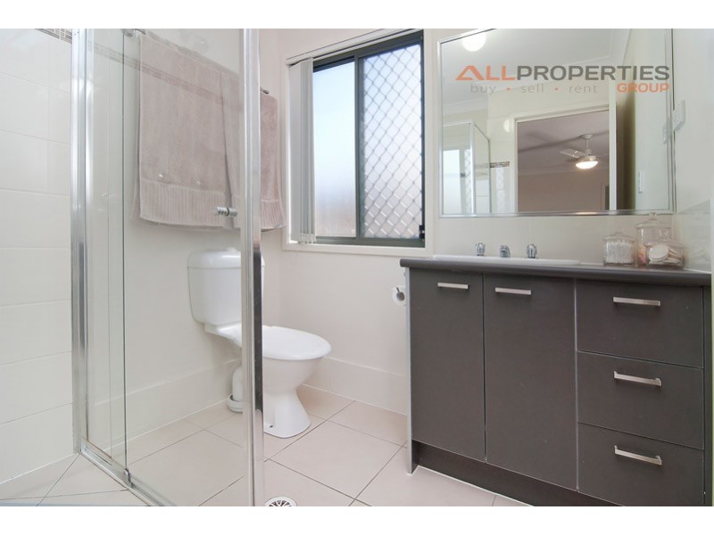 21 Dart Place, Parkinson QLD 4115