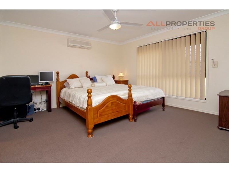 63 Parkwood Drive, Heathwood QLD 4110