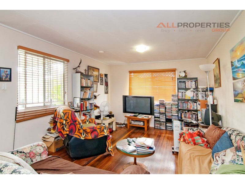 269 Kingston Rd, Logan Central QLD 4114
