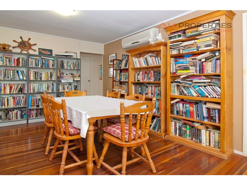 269 Kingston Rd, Logan Central QLD 4114