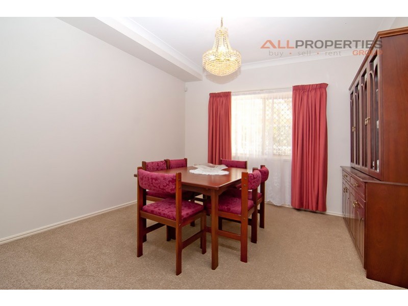 85 Ontario Cres, Parkinson QLD 4115