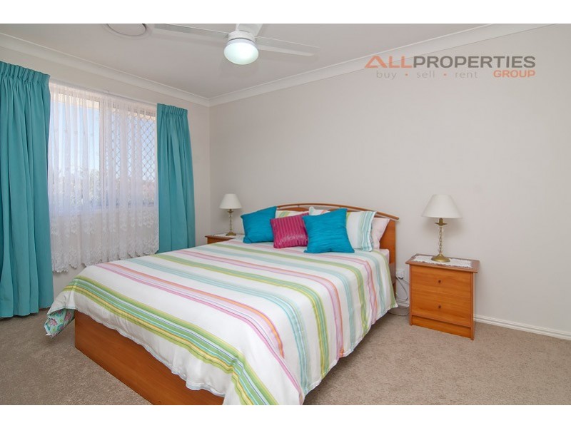 85 Ontario Cres, Parkinson QLD 4115