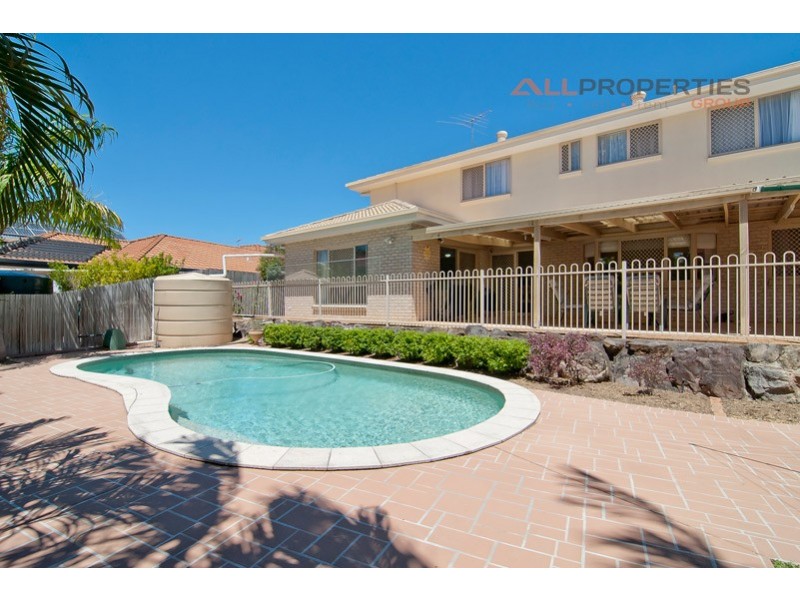 85 Ontario Cres, Parkinson QLD 4115