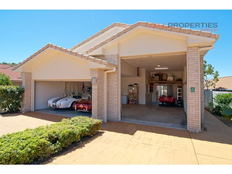 85 Ontario Cres, Parkinson QLD 4115