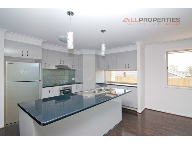 4 FULMER STREET, Yarrabilba QLD 4207