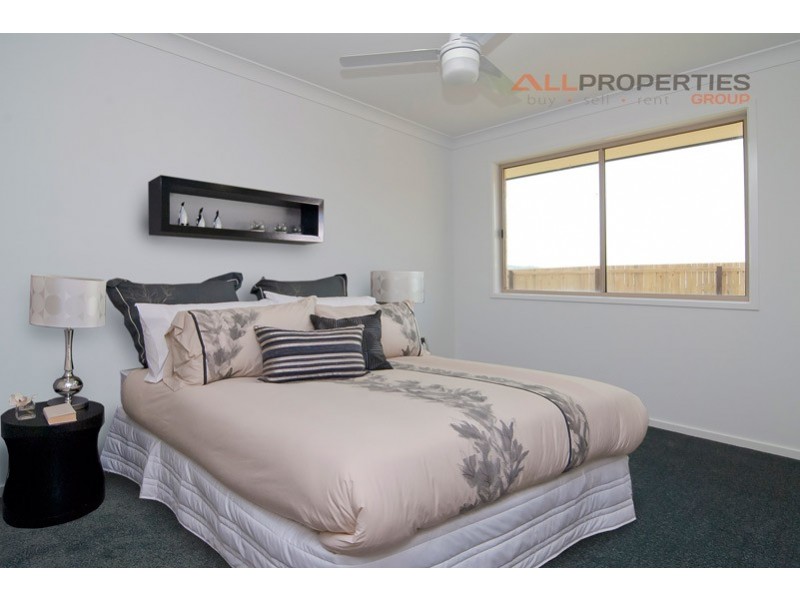 4 FULMER STREET, Yarrabilba QLD 4207