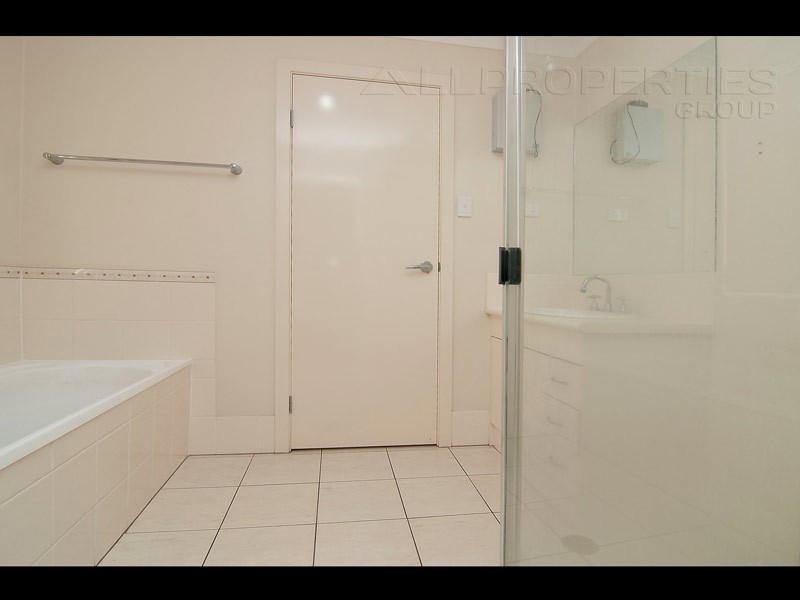 74 Tone Drive, Collingwood Park QLD 4301