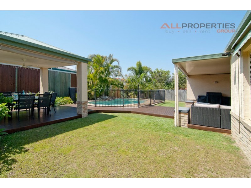 72 Lindfield St, Parkinson QLD 4115