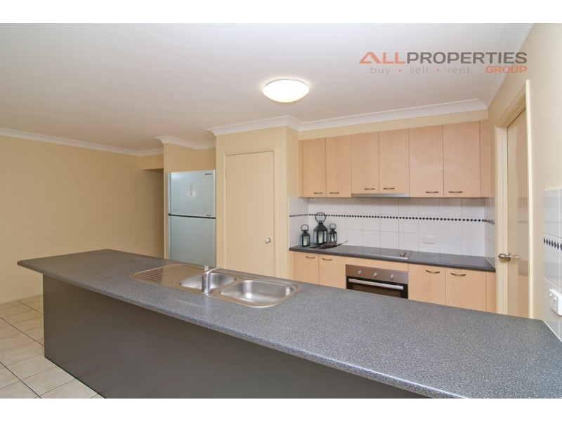 7 Naracoorte Place, Parkinson QLD 4115