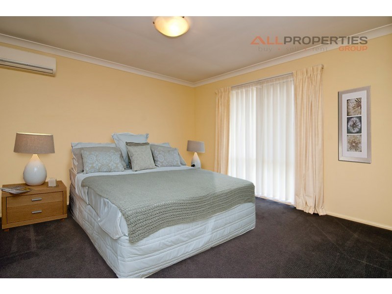 7 Naracoorte Place, Parkinson QLD 4115