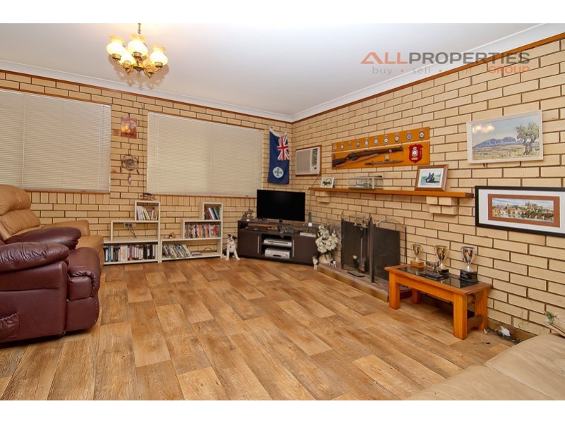 22 Lorikeet Lane, Bellbird Park QLD 4300