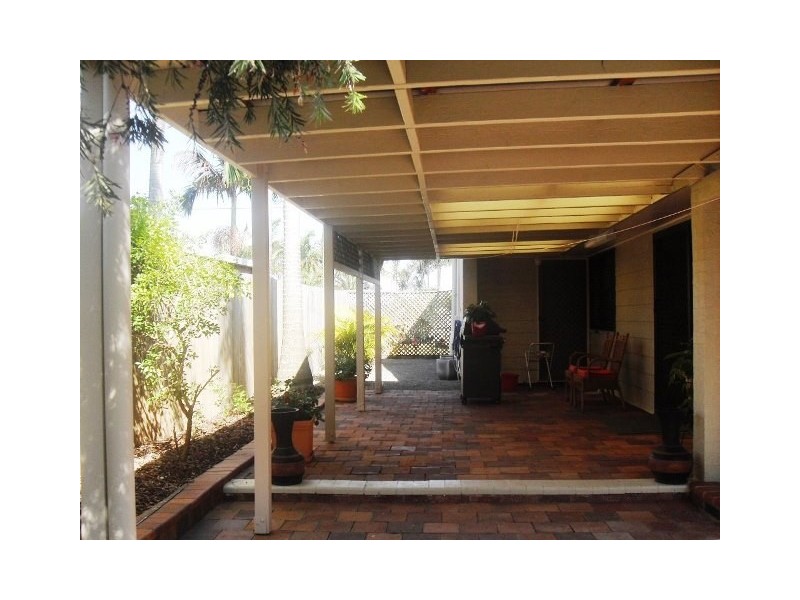 1 Clabon Street, Hillcrest QLD 4118