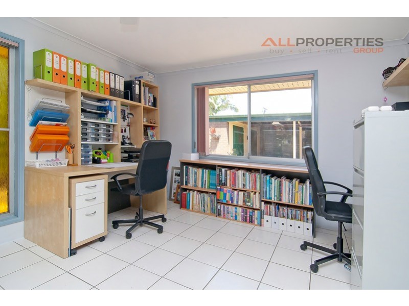 5 CLOVER COURT, Regents Park QLD 4118