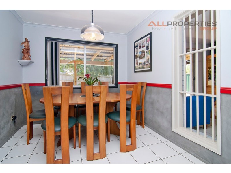 5 CLOVER COURT, Regents Park QLD 4118