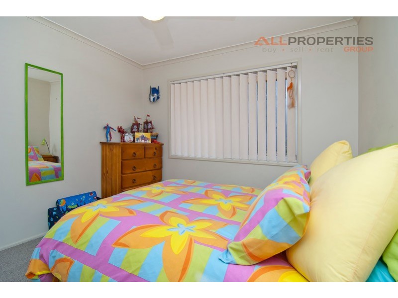 5 CLOVER COURT, Regents Park QLD 4118