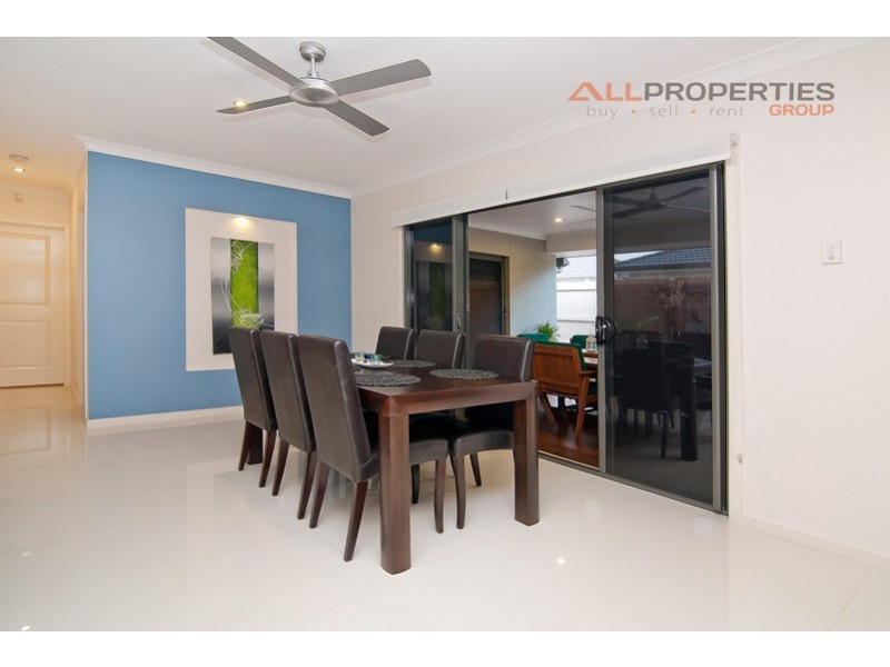 15 Domatia Street, Heathwood QLD 4110