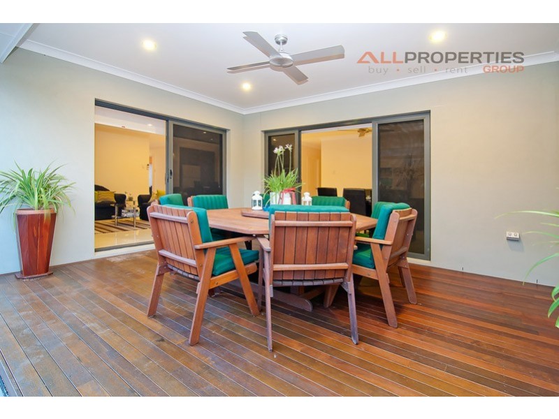 15 Domatia Street, Heathwood QLD 4110