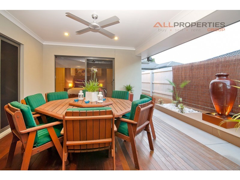 15 Domatia Street, Heathwood QLD 4110